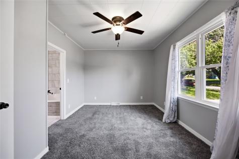 1070 27th Street Marion IA 50302