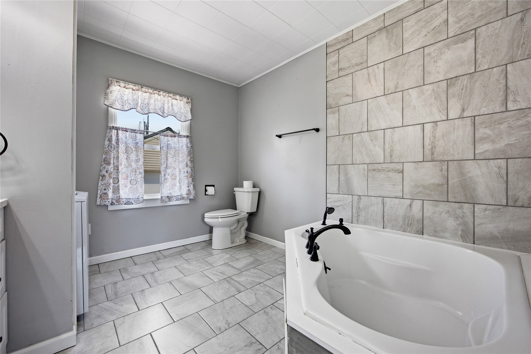 1070 27th Street Marion IA 50302