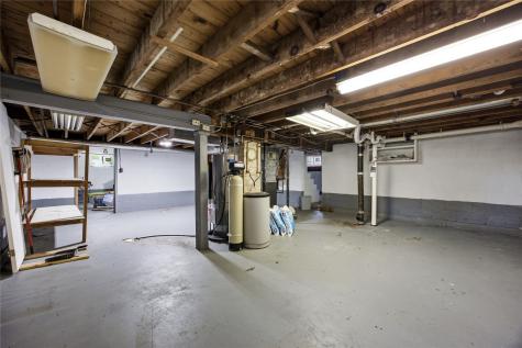 1070 27th Street Marion IA 50302
