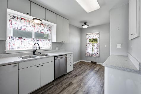 1070 27th Street Marion IA 50302