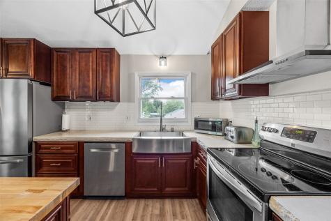 358 31st Street SE Cedar Rapids IA 52403