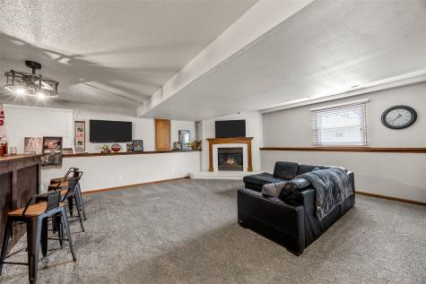 358 31st Street SE Cedar Rapids IA 52403