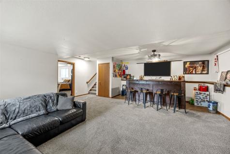 358 31st Street SE Cedar Rapids IA 52403