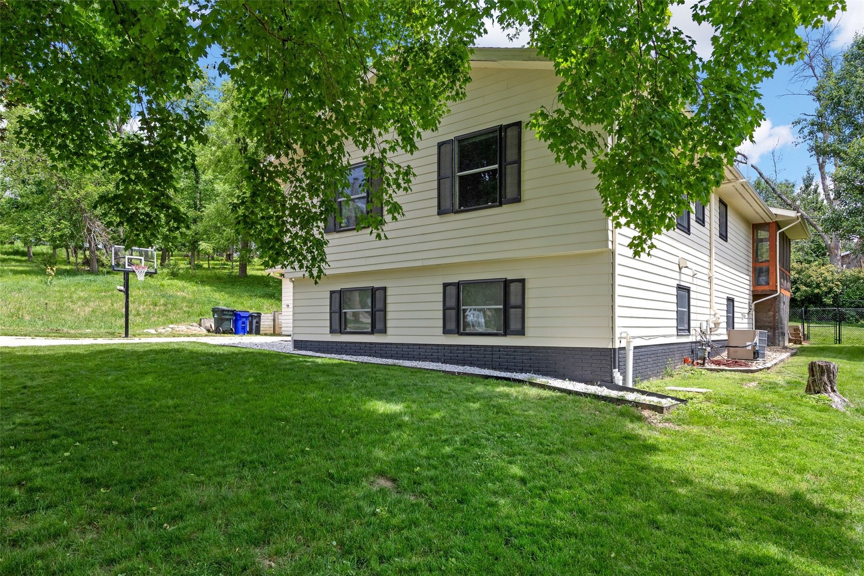 358 31st Street SE Cedar Rapids IA 52403