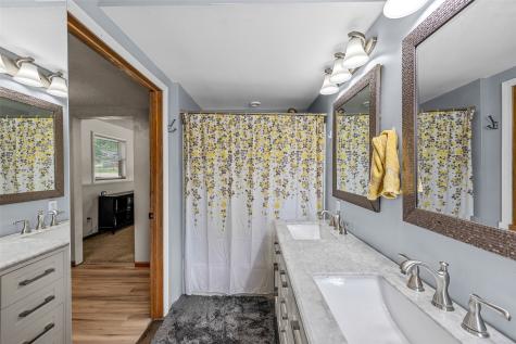 358 31st Street SE Cedar Rapids IA 52403