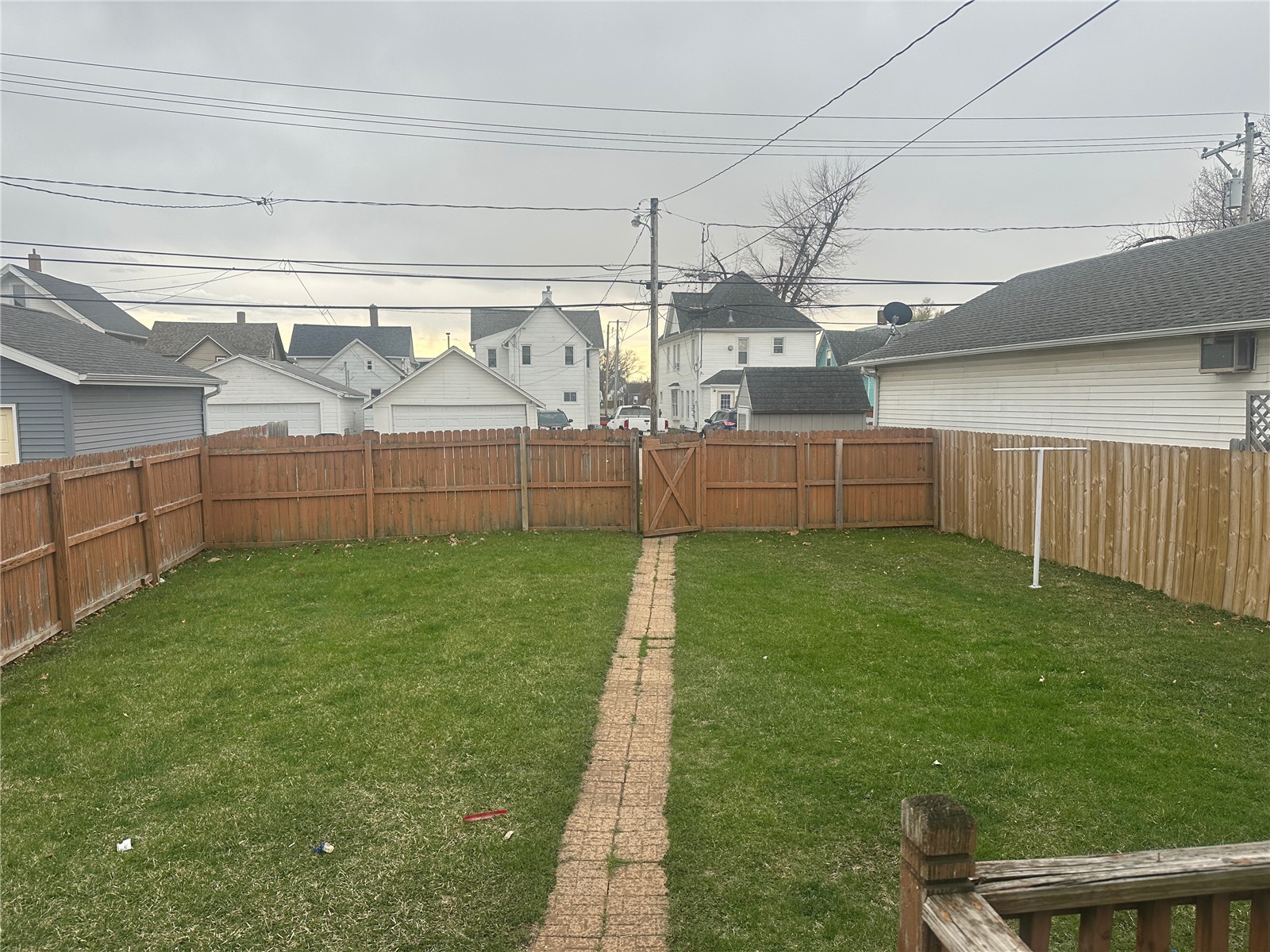 721 F Avenue NW Cedar Rapids IA 52405