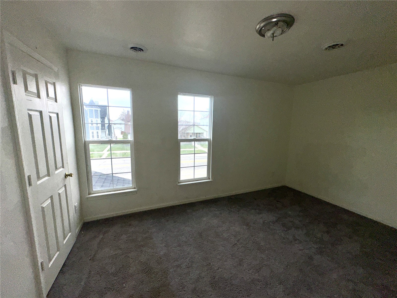 721 F Avenue NW Cedar Rapids IA 52405