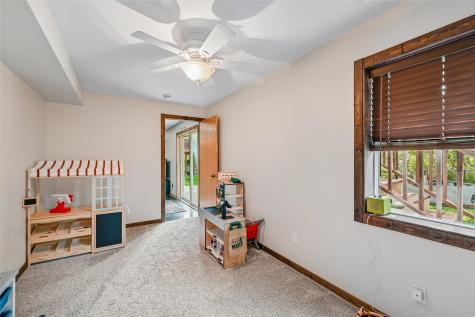 2065 High Drive SE Cedar Rapids IA 52403