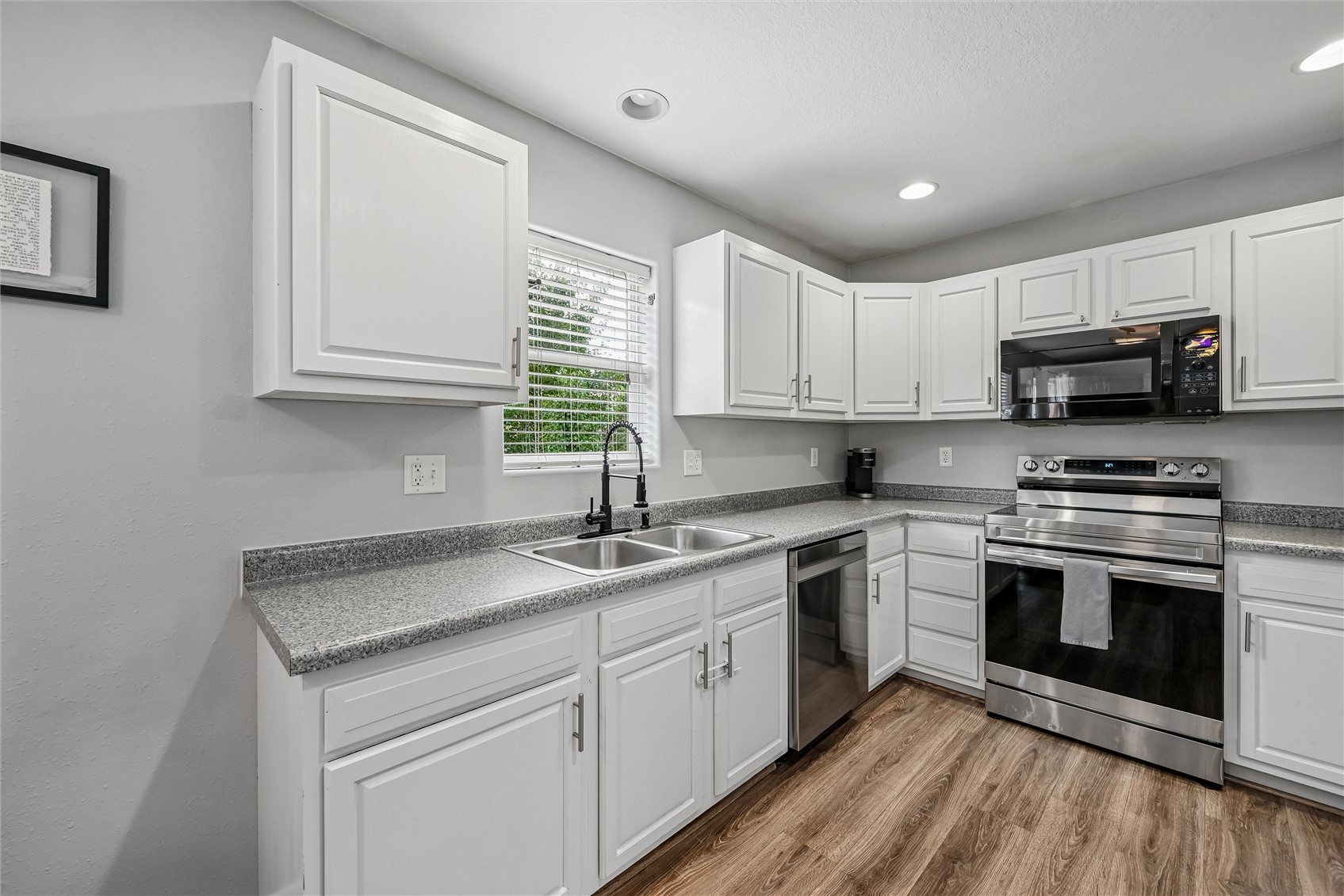 2065 High Drive SE Cedar Rapids IA 52403