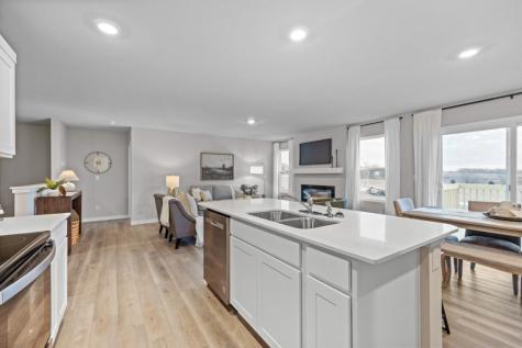 2817 Prairielight Drive Hiawatha IA 52233