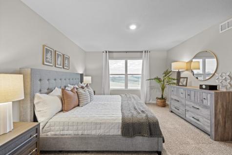 2817 Prairielight Drive Hiawatha IA 52233