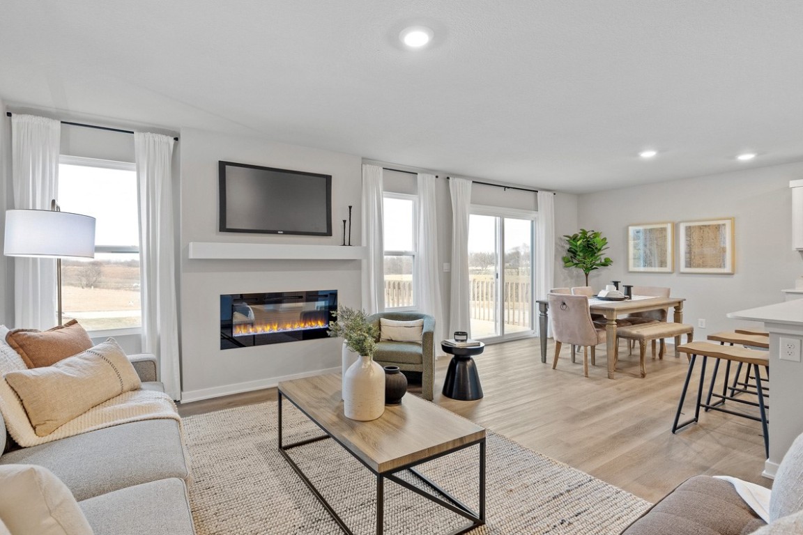 2817 Prairielight Drive Hiawatha IA 52233