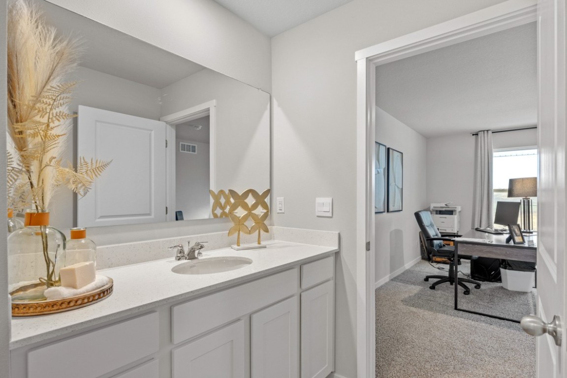 2817 Prairielight Drive Hiawatha IA 52233