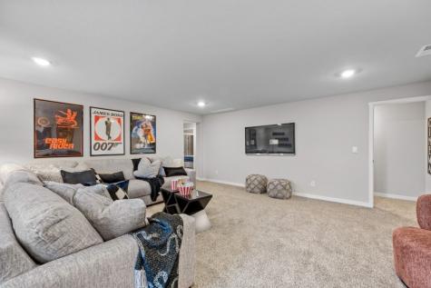 2817 Prairielight Drive Hiawatha IA 52233