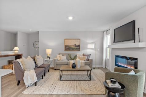 2817 Prairielight Drive Hiawatha IA 52233