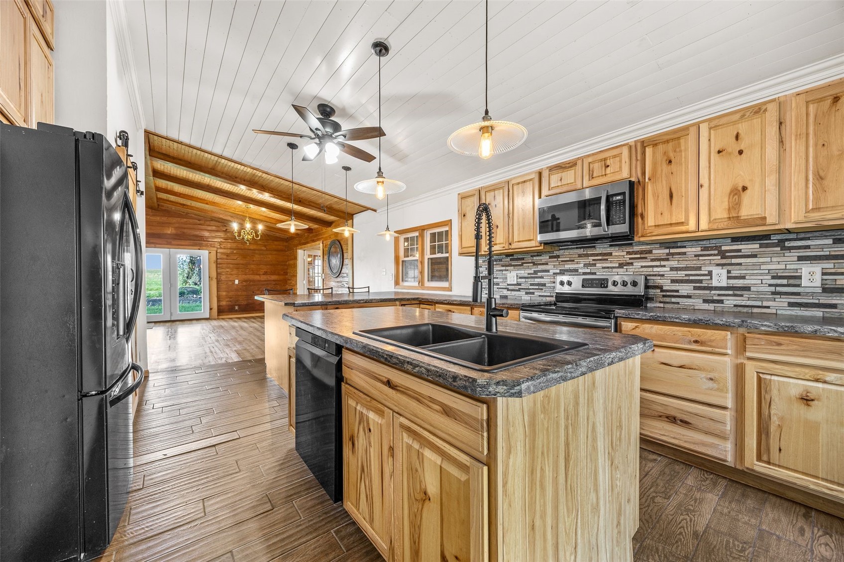 10714 Foulk Road La Porte City IA 50651