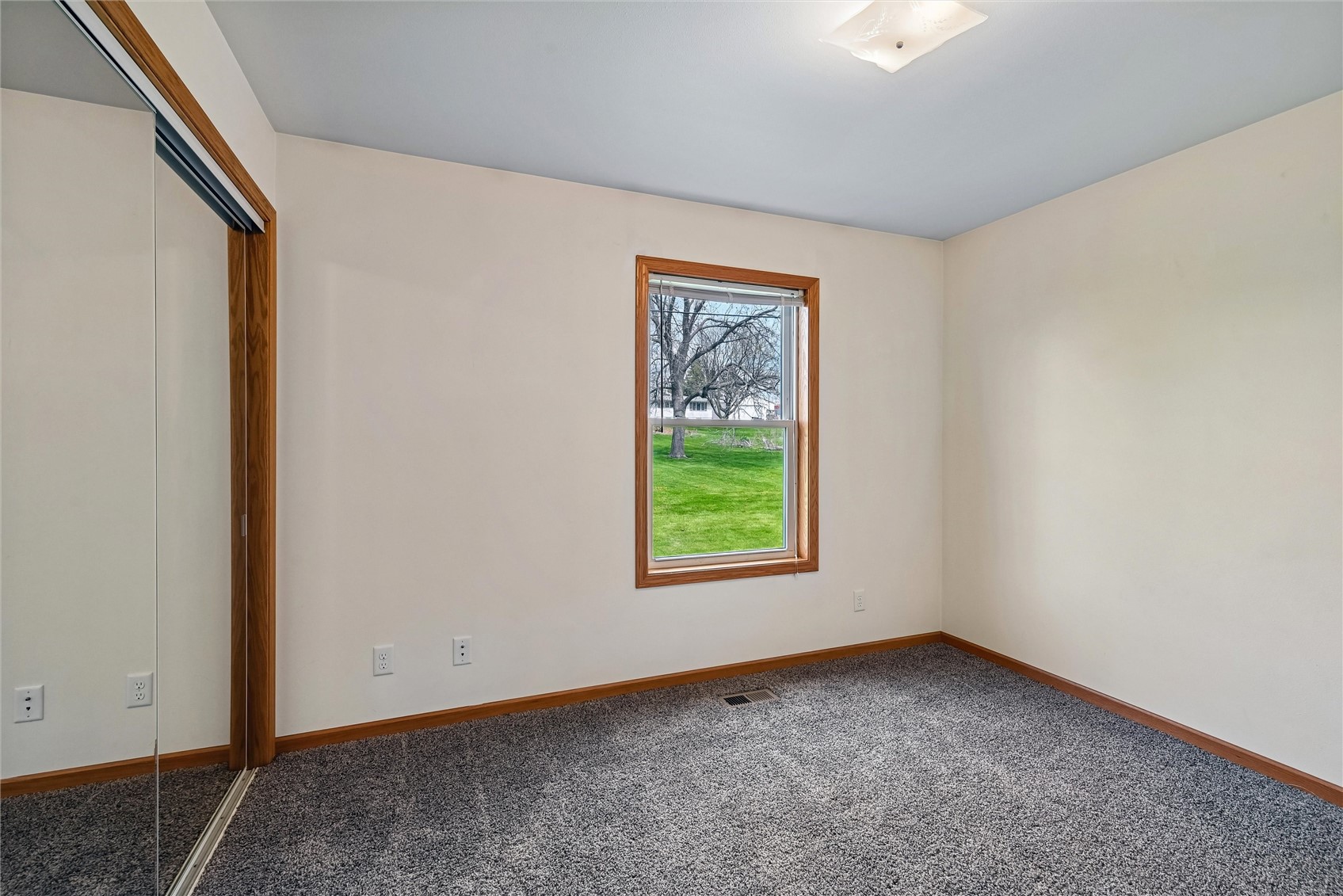 404 Kelley Court Springville IA 52336