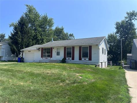 6520 Medford Lane NE Cedar Rapids IA 52402