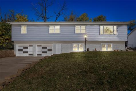 949 Westwood Drive NW Cedar Rapids IA 52405