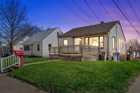 1911 13th SW Cedar Rapids IA 52404