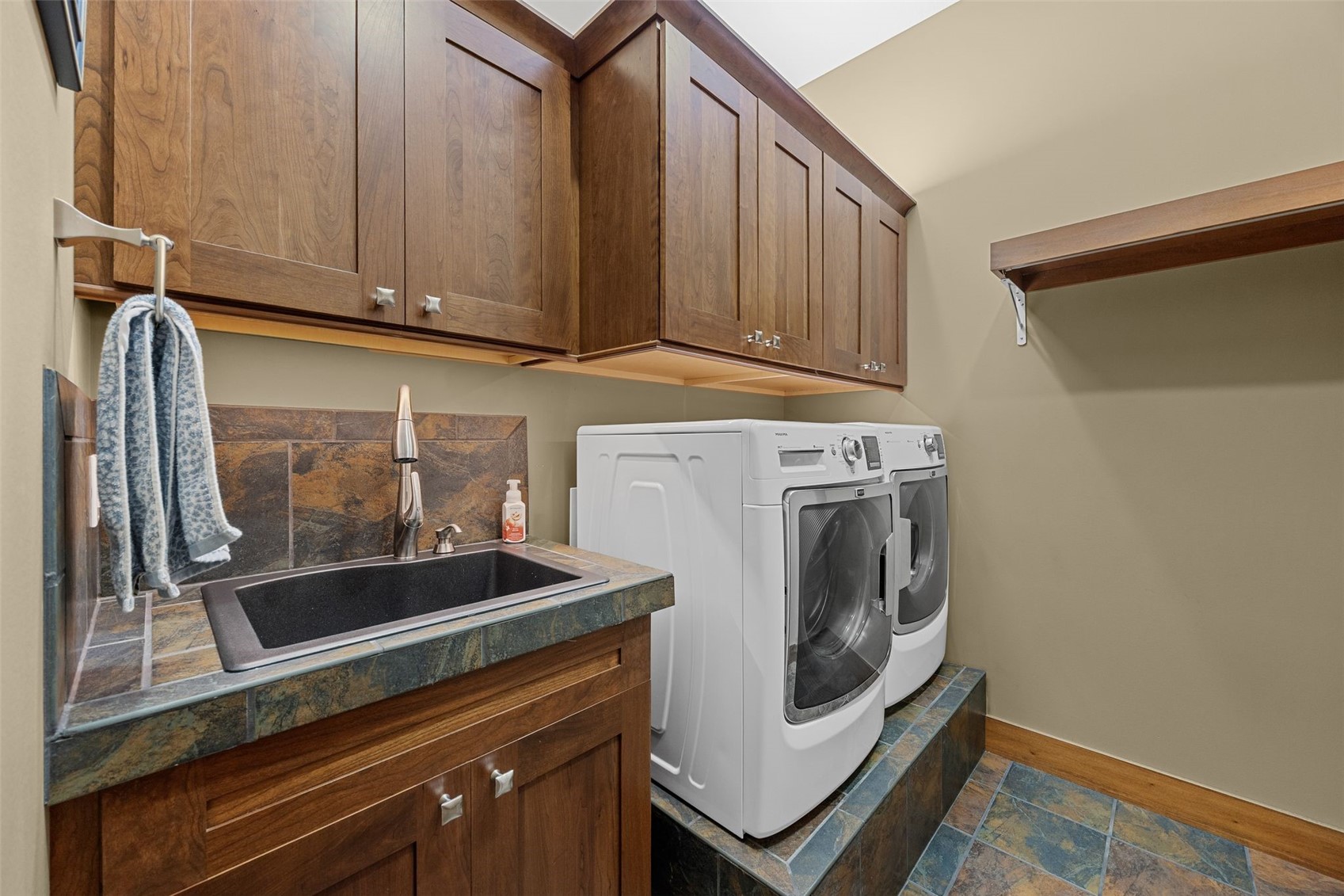 1344 Spring Ridge Court NE Swisher IA 52338