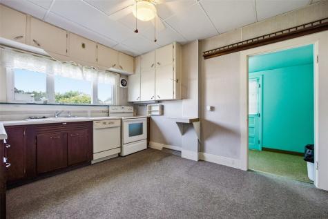 544 E 4th Street Tipton IA 52772