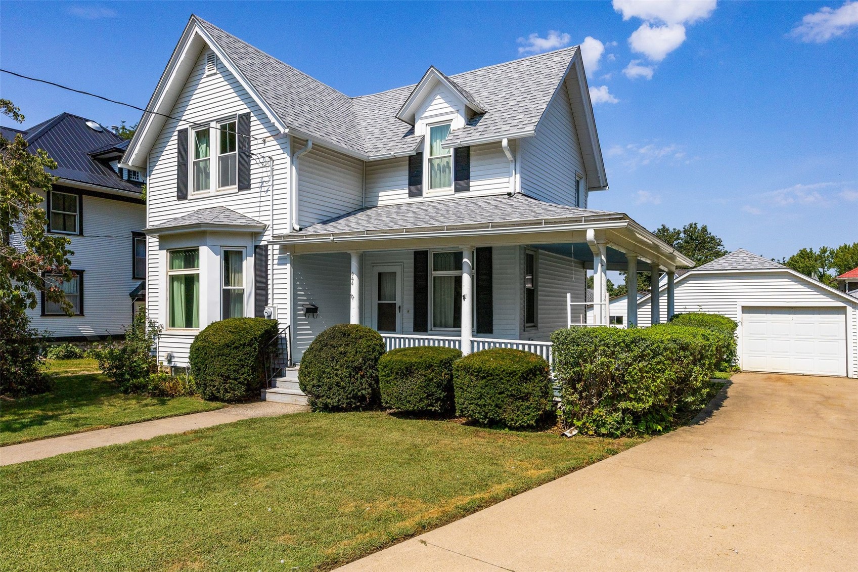544 E 4th Street Tipton IA 52772