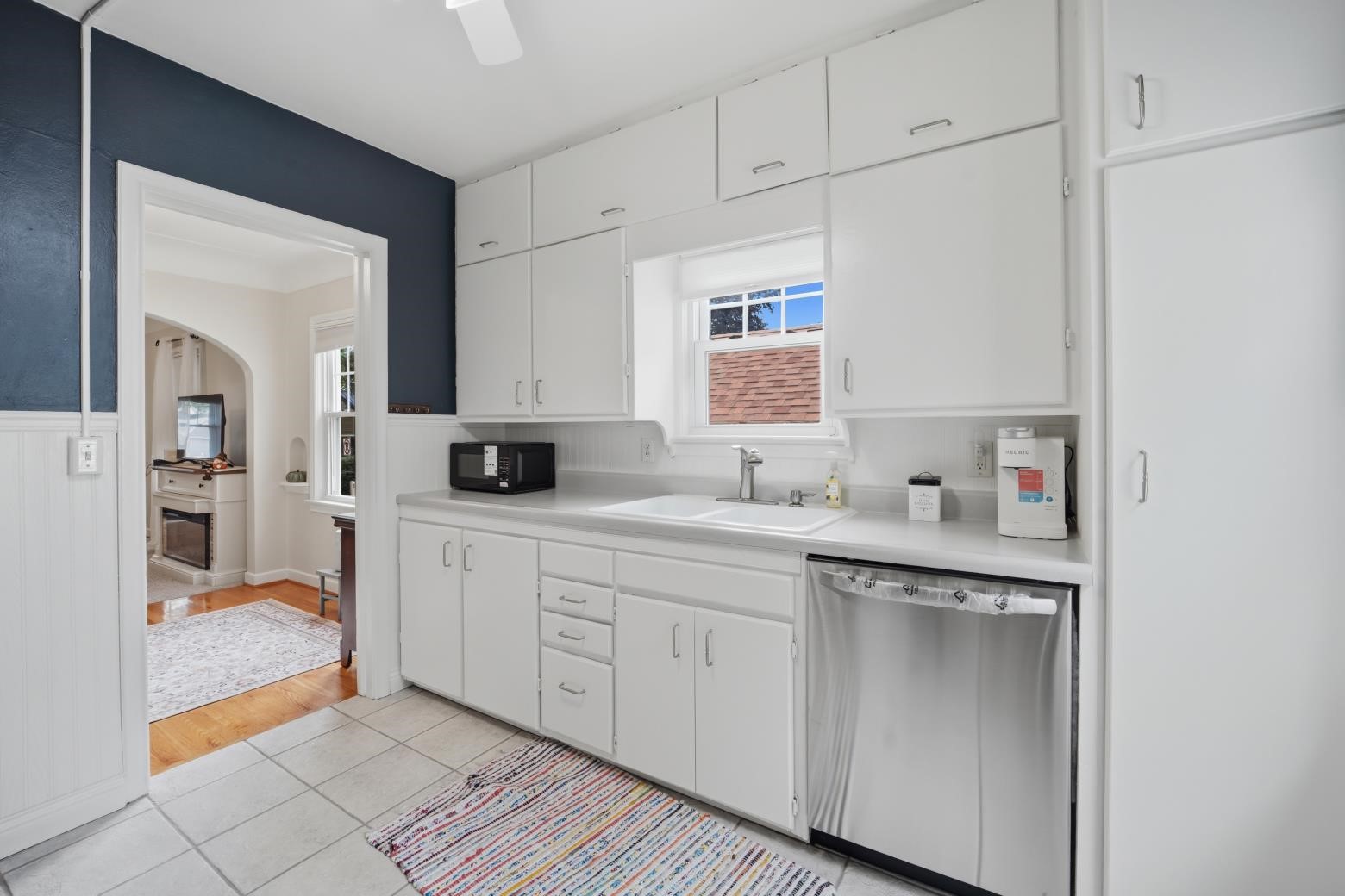 115 Carolina Avenue Waterloo IA 50701