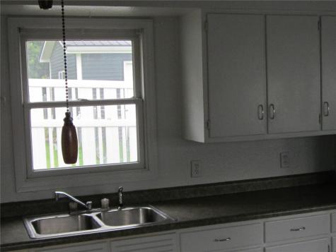 2402 Fruitland Boulevard SW Cedar Rapids IA 52404