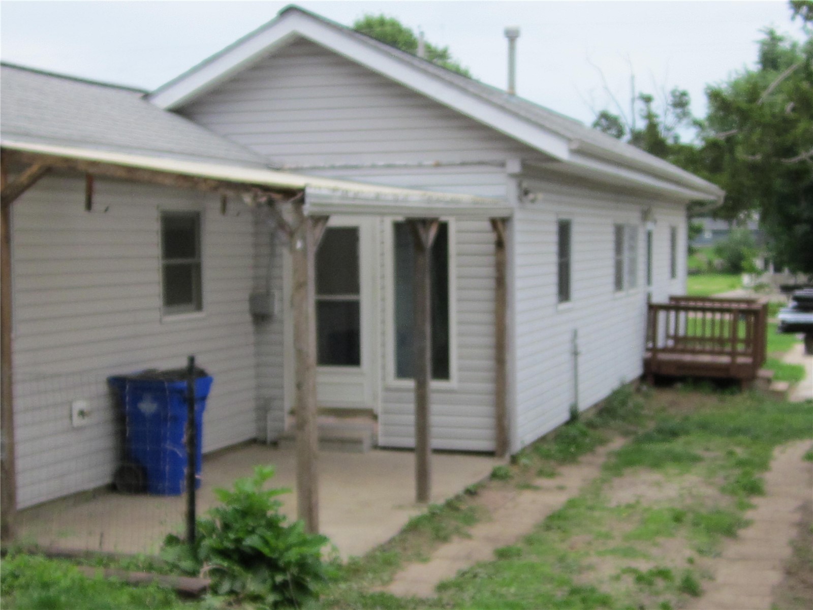 2402 Fruitland Boulevard SW Cedar Rapids IA 52404