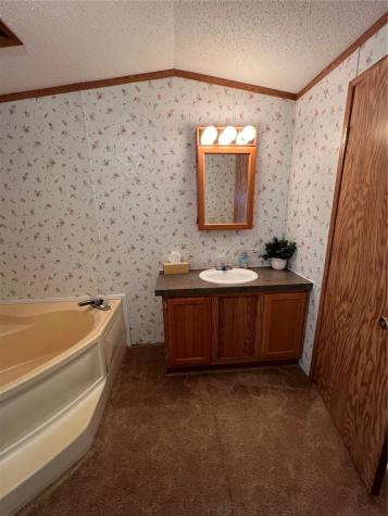 137 Horseshoe Drive Montezuma IA 50171