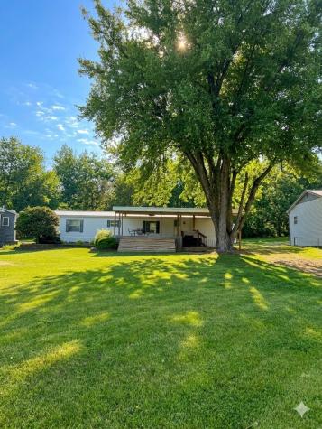 137 Horseshoe Drive Montezuma IA 50171