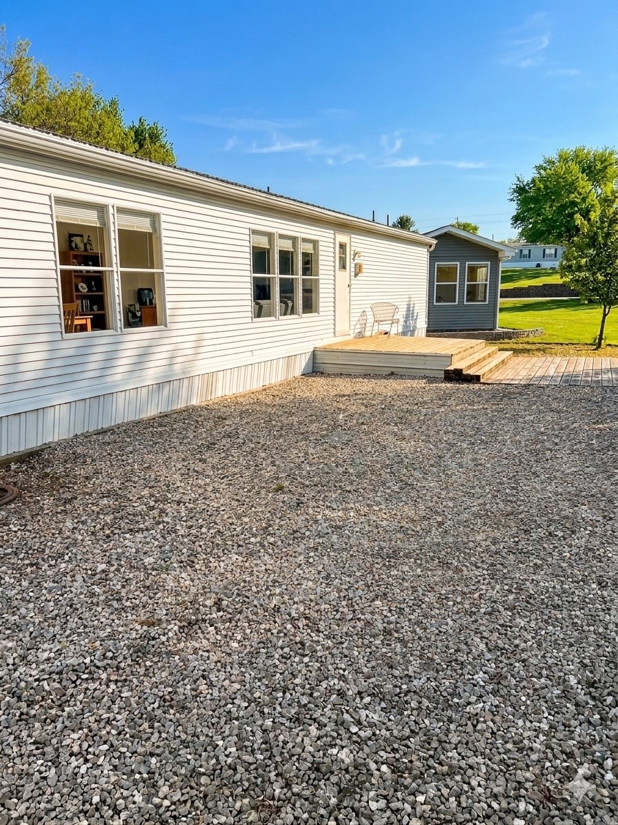 137 Horseshoe Drive Montezuma IA 50171
