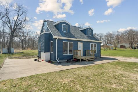 129 Northwood Drive Hiawatha IA 52233