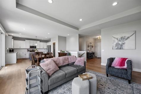551 Spring Meadow Drive NE Mt Vernon IA 52314