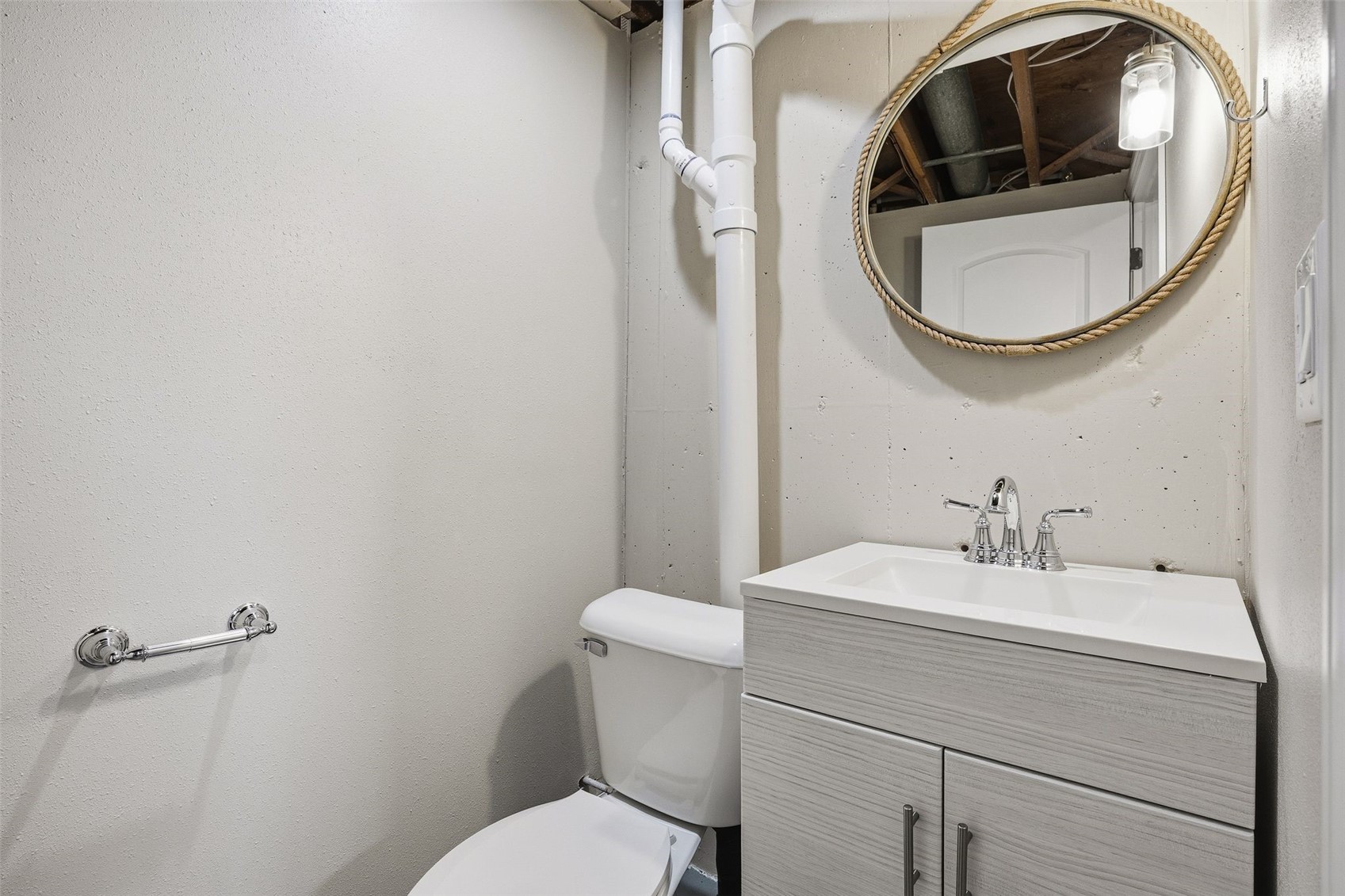 3578 Midway Road Toddville IA 52341