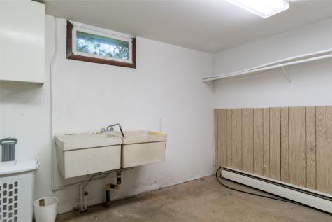 107 Mill Avenue Springville IA 52336