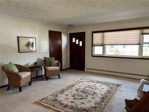 107 Mill Avenue Springville IA 52336