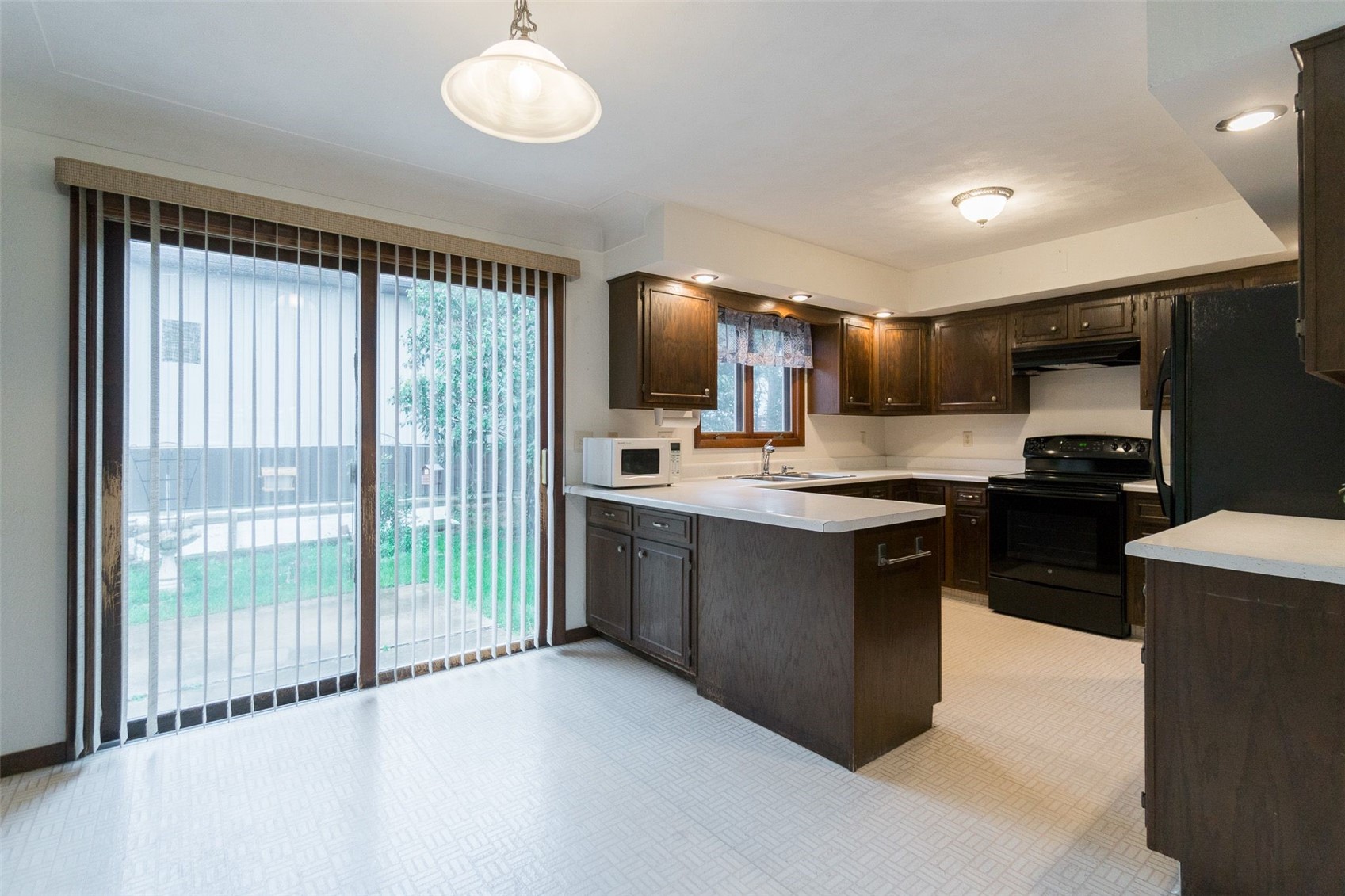 107 Mill Avenue Springville IA 52336