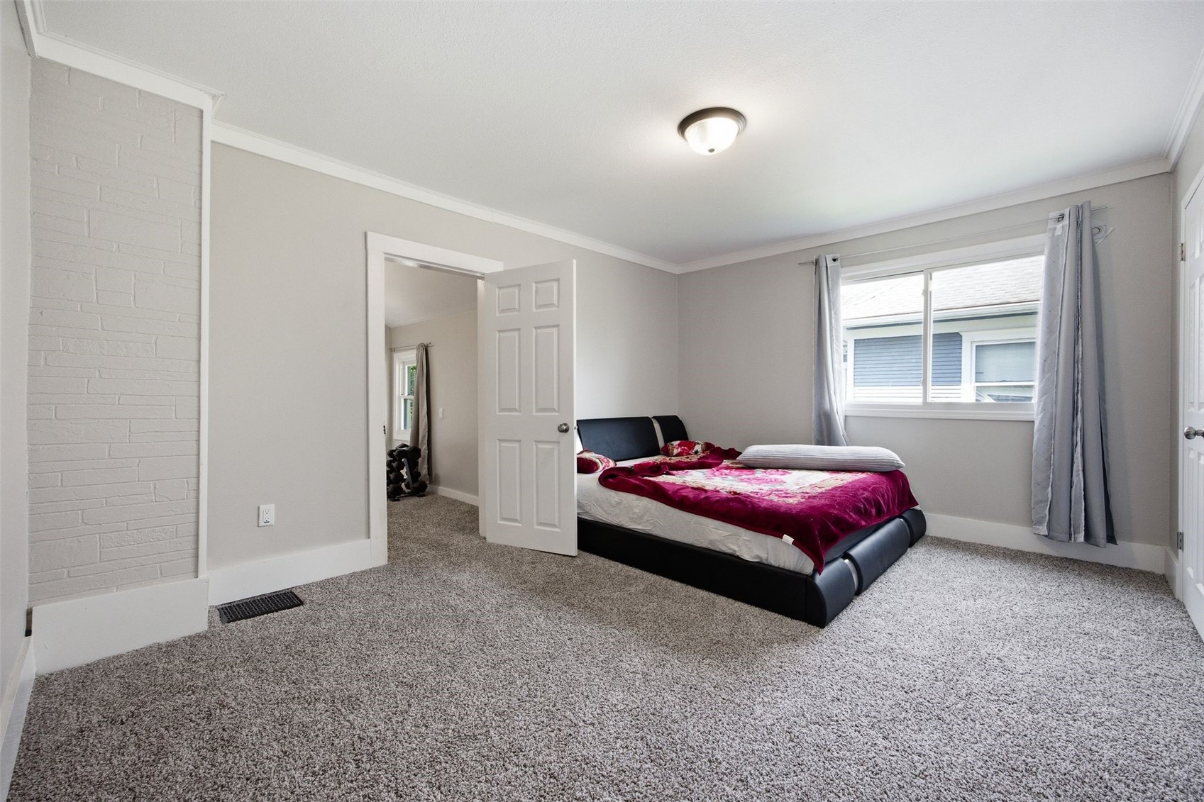 1619 5th Avenue SE Cedar Rapids IA 52403