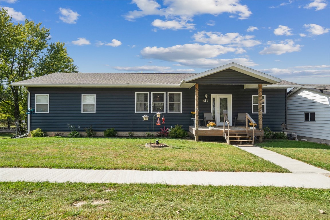 411 N Page Street Monona IA 52159
