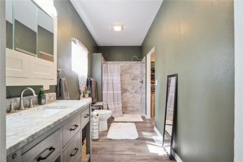 411 N Page Street Monona IA 52159