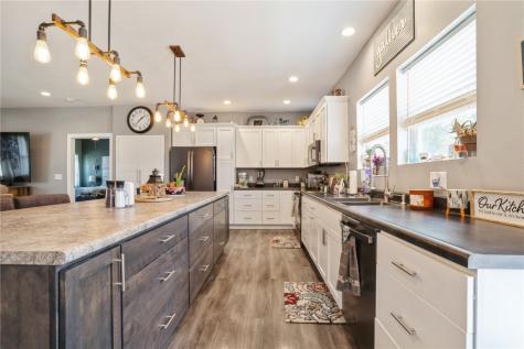 411 N Page Street Monona IA 52159
