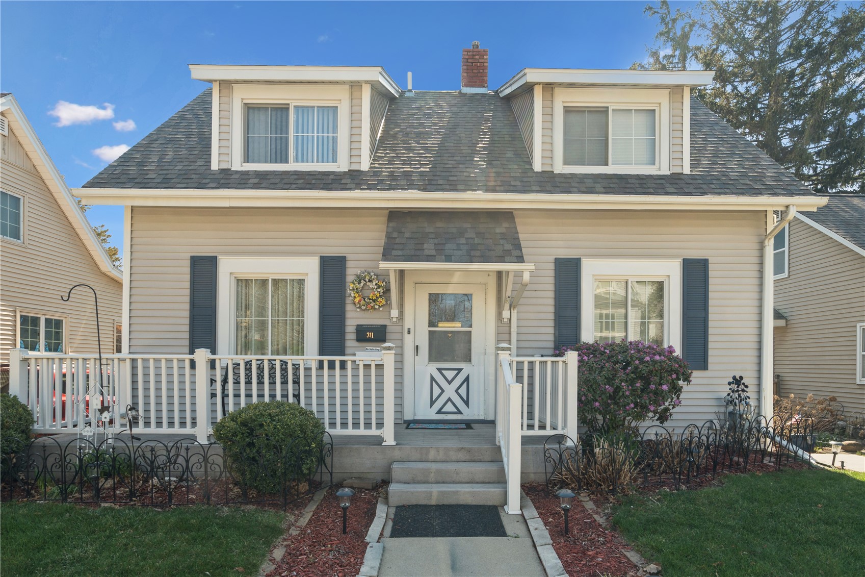 Cedar Rapids IA, 311 22ND Street NE