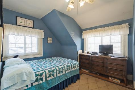 311 22nd Street NE Cedar Rapids IA 52402