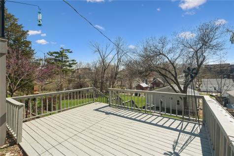 311 22nd Street NE Cedar Rapids IA 52402