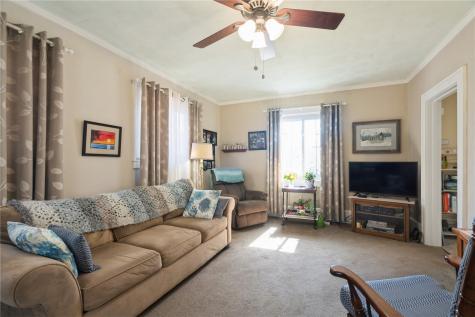 311 22nd Street NE Cedar Rapids IA 52402