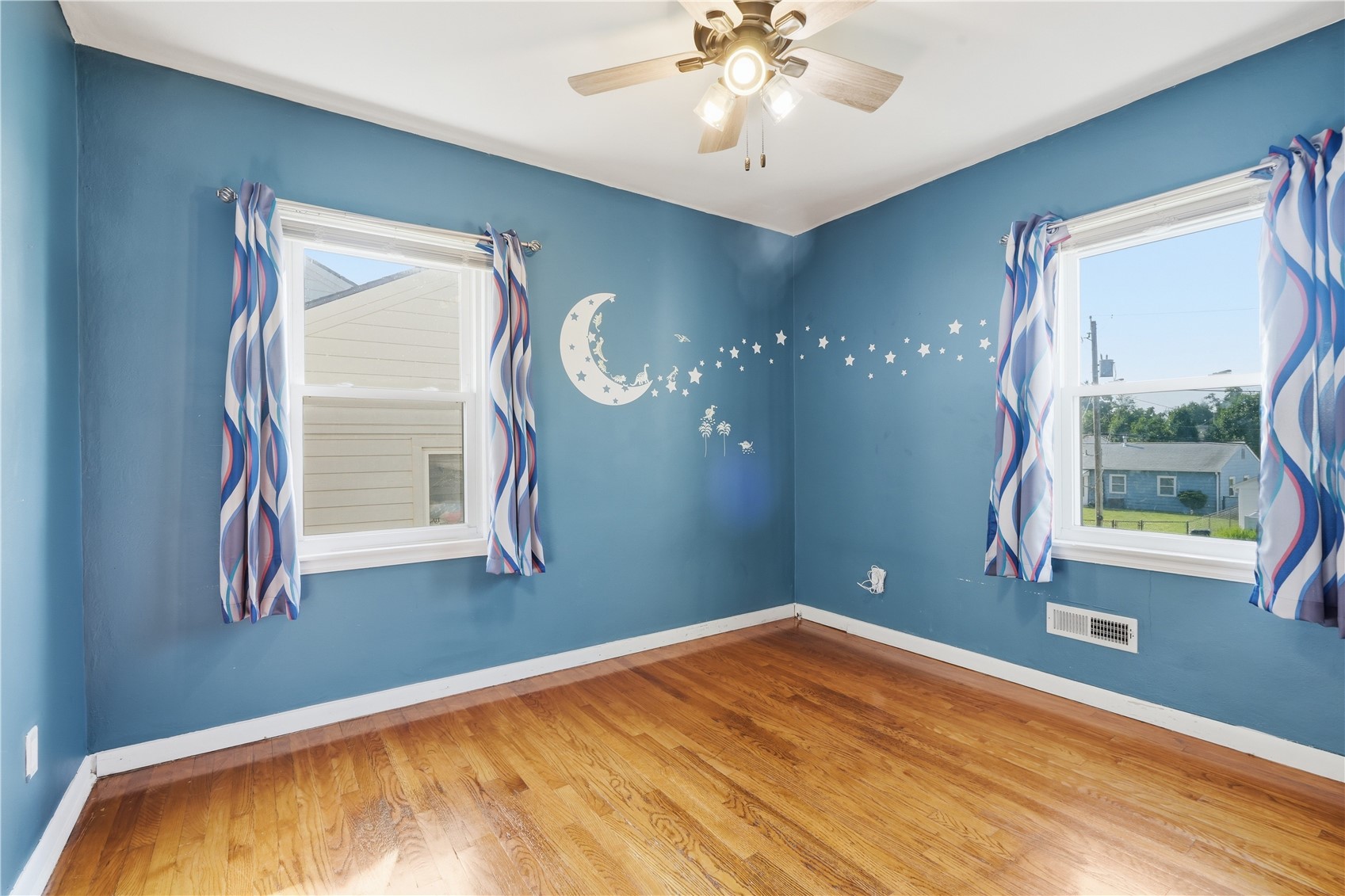 2423 1st Avenue SW Cedar Rapids IA 52405