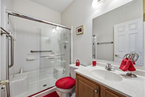2185 Robert Court Marion IA 52302