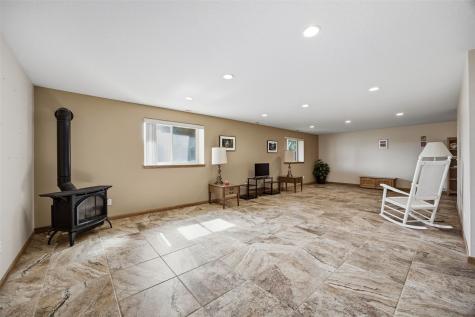 2185 Robert Court Marion IA 52302